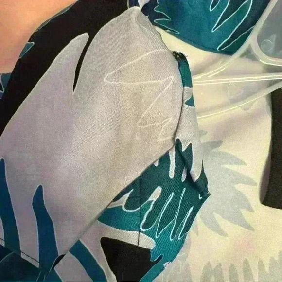 💙2/40 Mountain Hardwear  Shade Light Short Sleeve Shirt - women’s XL - Picture 7 of 9